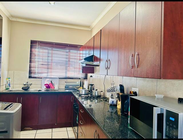 2 BEDROOM APARTMENT BLOCK FOR SALE IN LOWER BO-DORP